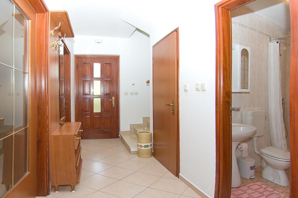 Tar-Vabriga Holiday Home Magnolia מראה חיצוני תמונה